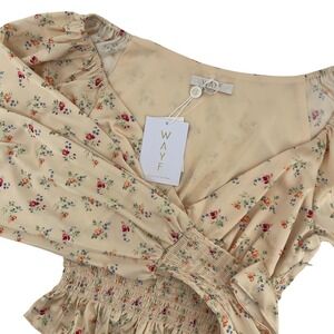 New WAYF Floral Blouse Smocked Long Sleeve‎ Top Ruffle Hem Women's Size M
